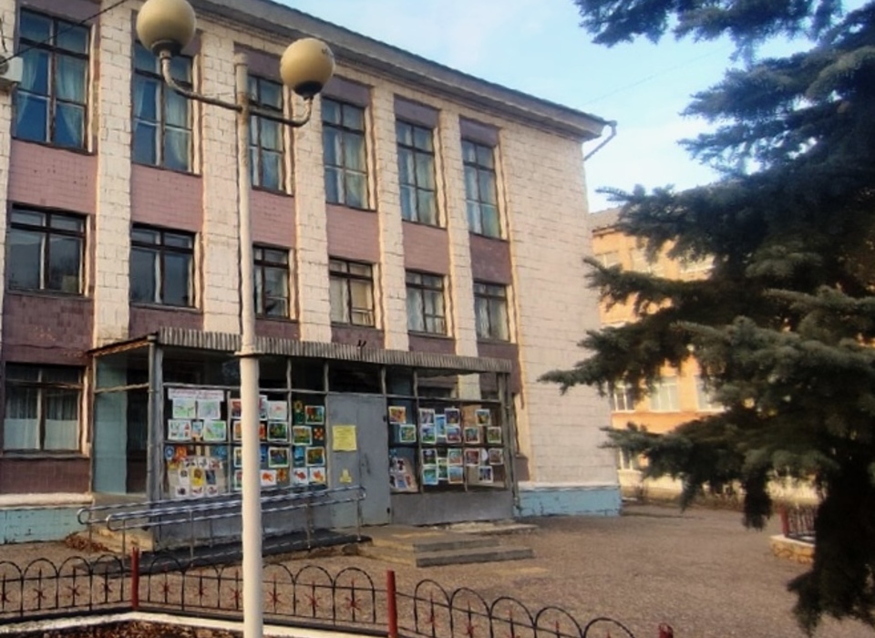 В Волгоградской области начали ремонтировать Жирновскую детскую музыкальную школу